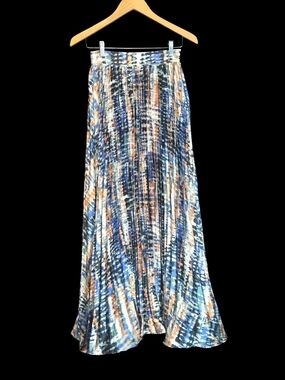 Veiled Collection Abstract Print Pleated Maxi Skirt in Blue, White & Orange